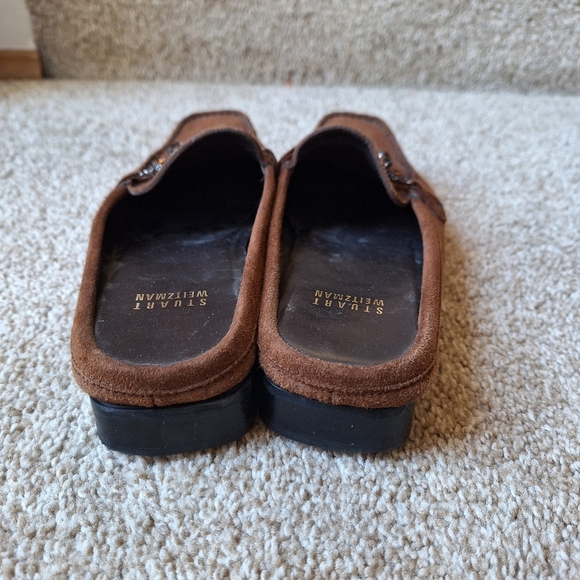 Stuart Weitzman Brown Suede Slip On Loafer. Jeweled accents. Womens size 6 - Picture 4 of 8